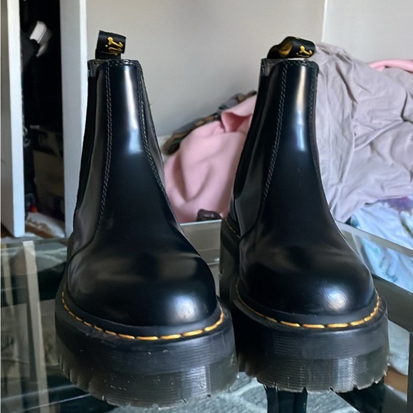 Doc Martens Smooth Leather Platform Chelsea Boot - Picture 3 of 5